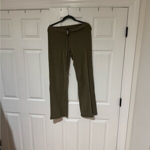 SKIMS Olive Green Lounge Pants